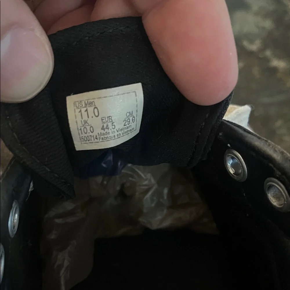 Vans Men's Black and Red Flame Sneakers - Picture 5 of 5